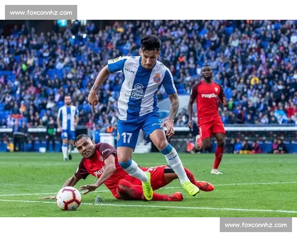 全球足球赛事免费在线观看平台汇聚精彩直播与专业解说实时数据分析