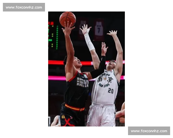 CBA手机版全面升级打造掌上篮球赛事互动新体验开启球迷精彩观赛新时代 CBA手机版全面升级打造掌上篮球赛事互动新体验开启球迷精彩观赛新时代