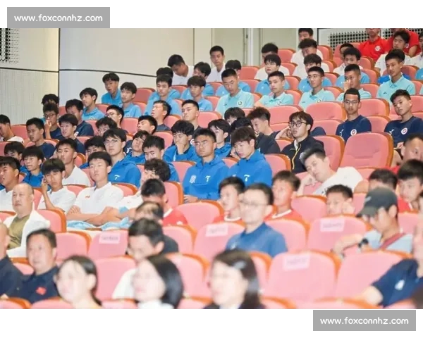 聚焦足球赛事最新版全面解析赛程亮点与球队动态豪门争锋战术趋势前瞻